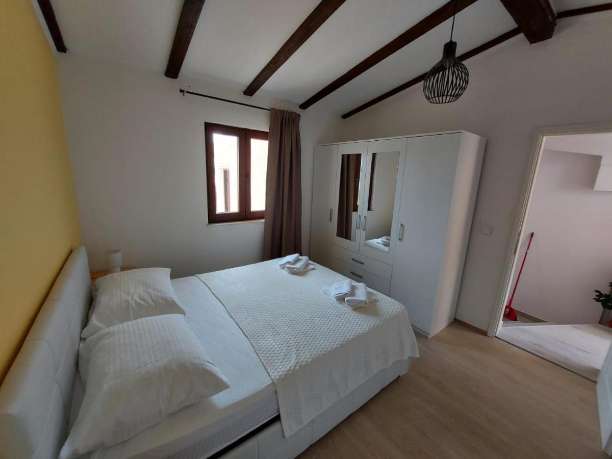 Holiday House Pag Zubovići Dış mekan fotoğraf